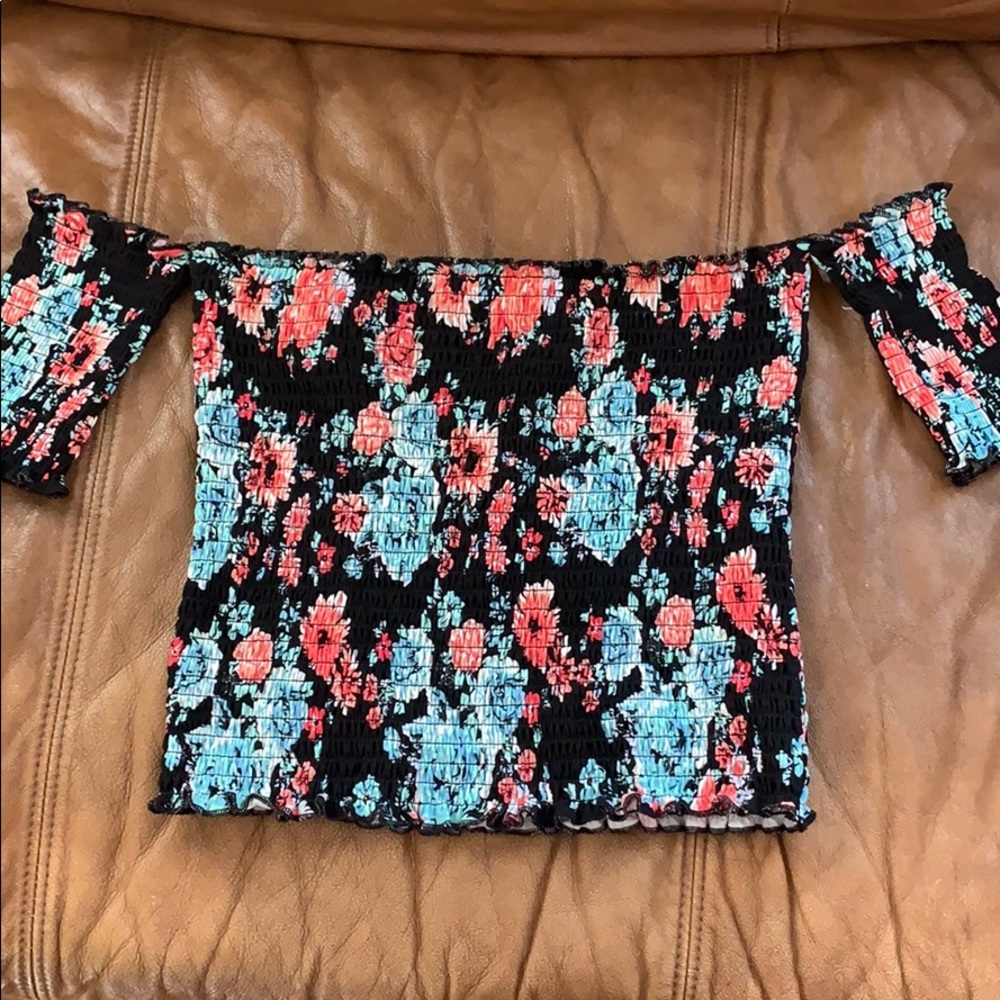 Brand new and never worn Hot Kiss crop top!